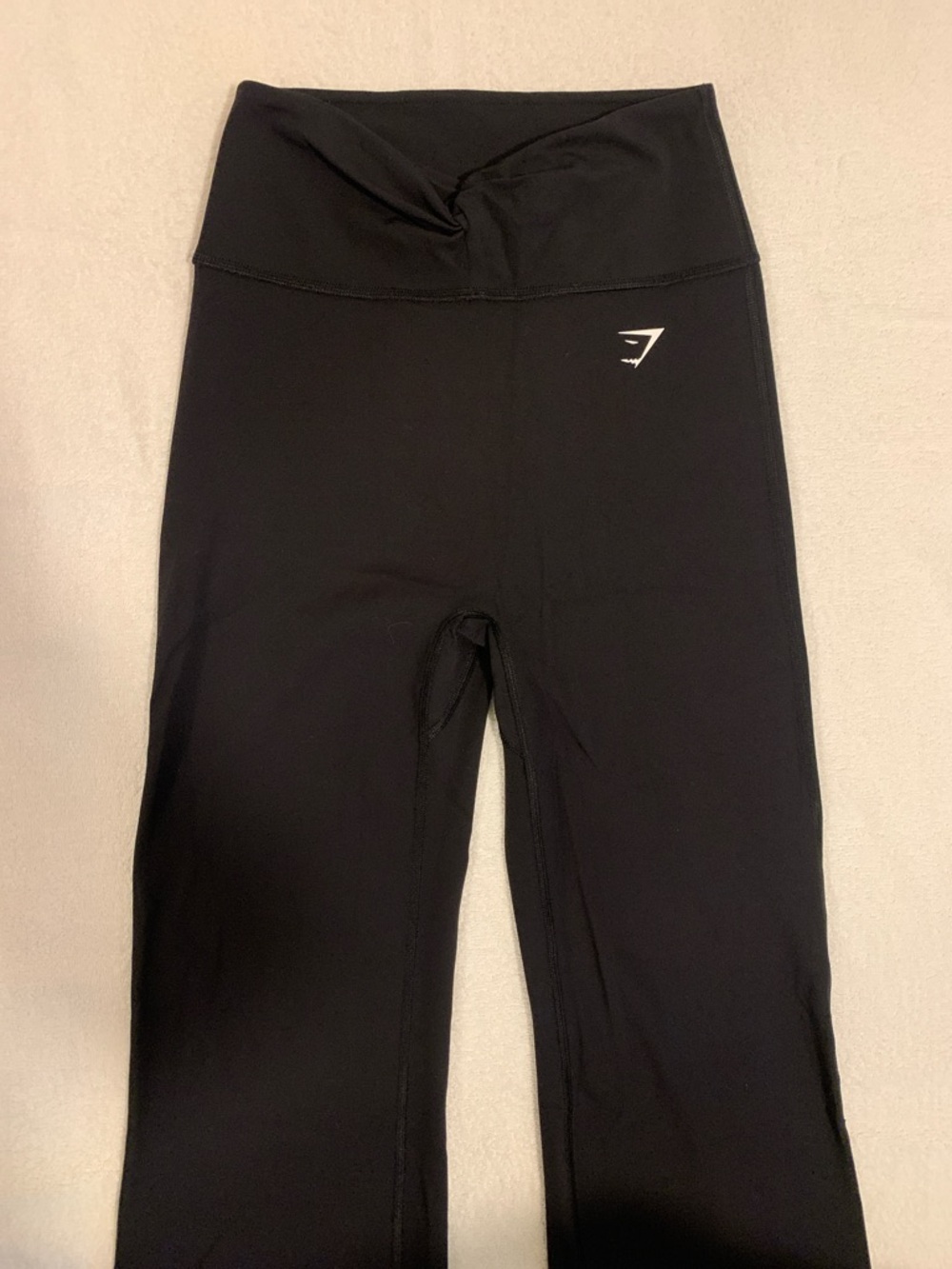 GymShark twist front flared leggings! Like new